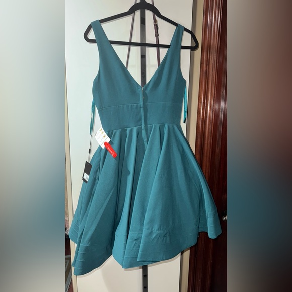 V neck fit and flare mini dress - Picture 9 of 9